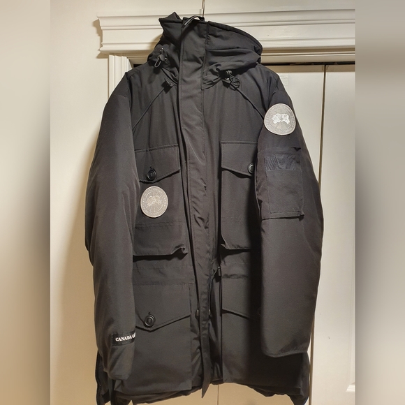 Canada goose x Juun. J expedition parka - Picture 14 of 14